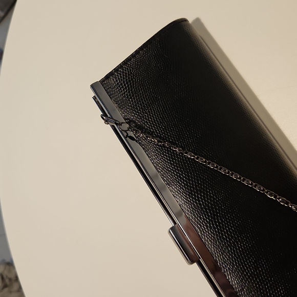 Black Clutch with Removable Chain - Picture 3 of 3